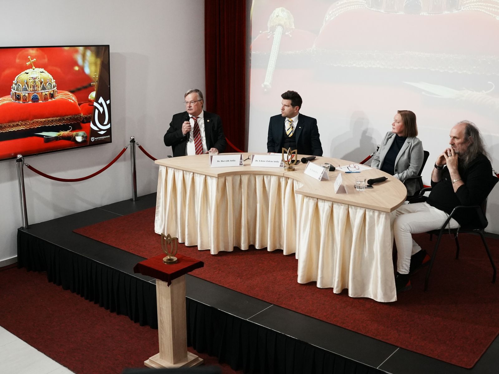 Dr. Horváth Attila, Dr. Liktor Zoltán, Dr. Varga Tibor, Dr. Teiszler Éva